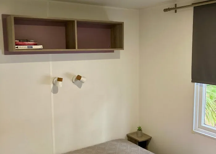 Mobil Happiness33 Dans 5 Etoiles Acces Direct Montalivet Kamp alanı *